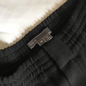 Vince black dressy joggers Nwot trousers